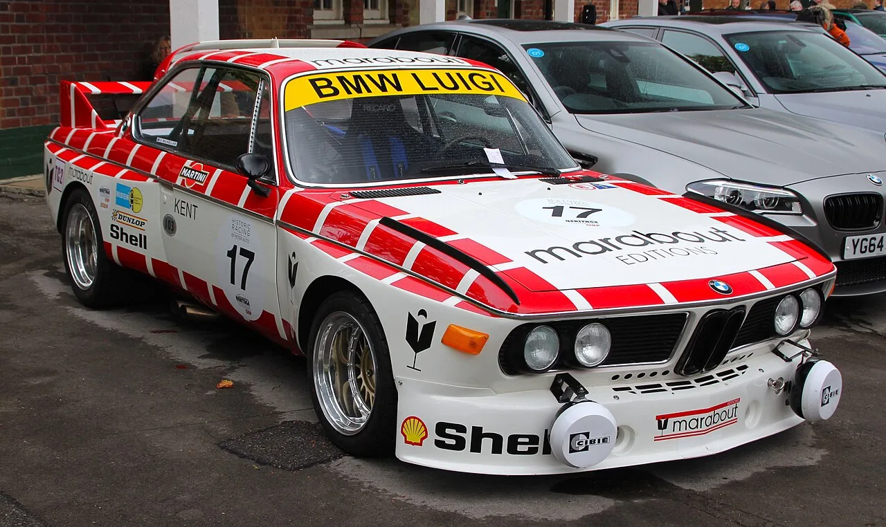 BMW E9 3.0 CSL バットモビル