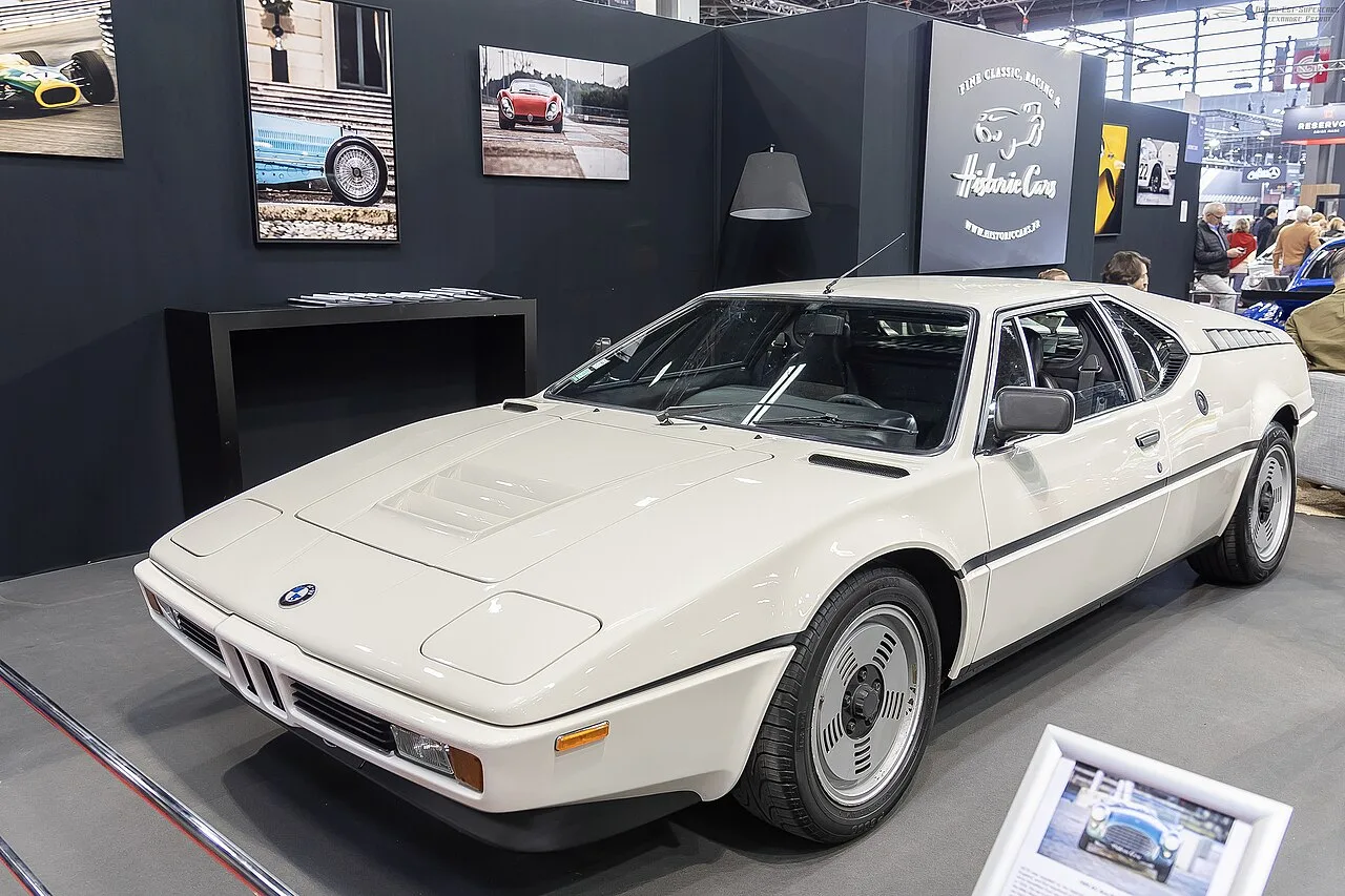 BMW M1 ミッドシップ・スーパーカー