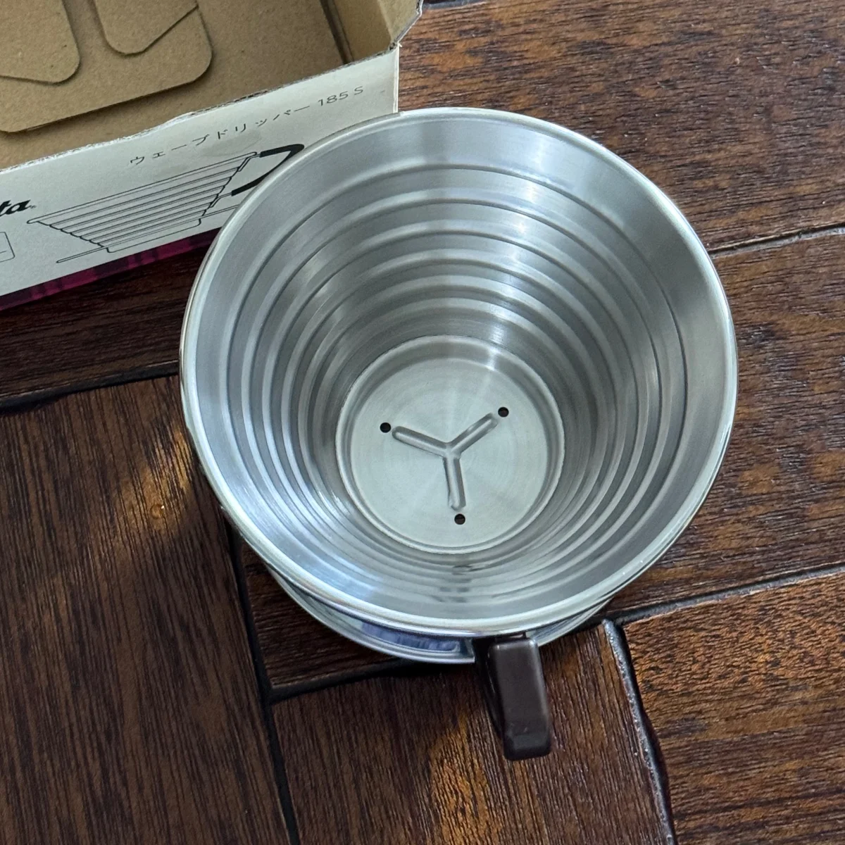 칼리타 웨이브 안쪽 평평한 바닥과 세 개의 구멍